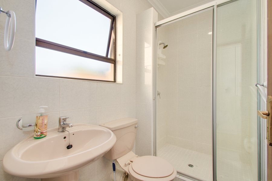 To Let 4 Bedroom Property for Rent in Dainfern Golf Estate Gauteng