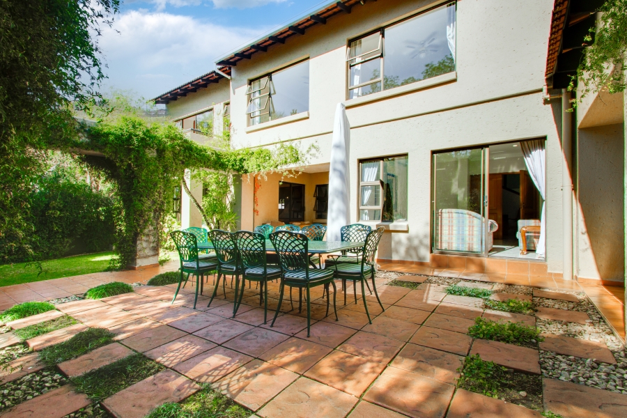 To Let 4 Bedroom Property for Rent in Dainfern Golf Estate Gauteng