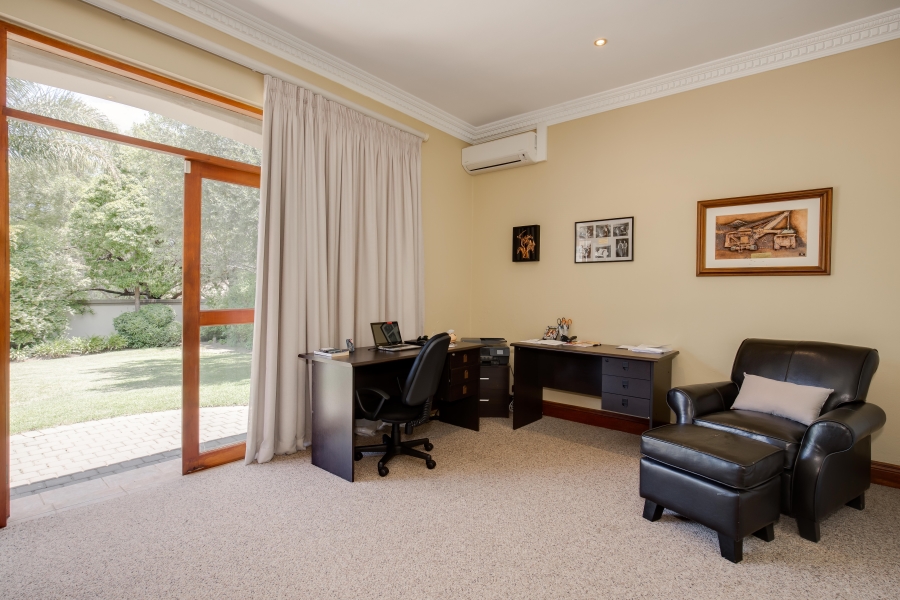 To Let 4 Bedroom Property for Rent in Dainfern Golf Estate Gauteng