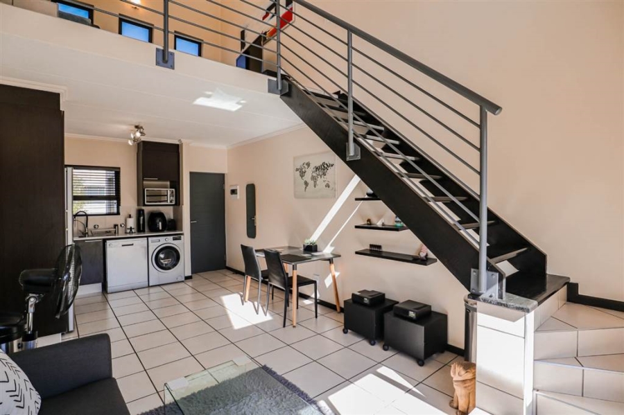 1 Bedroom Property for Sale in Douglasdale Gauteng