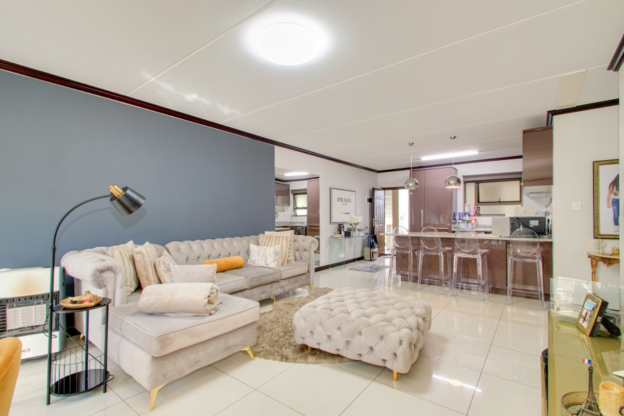 3 Bedroom Property for Sale in Broadacres Gauteng