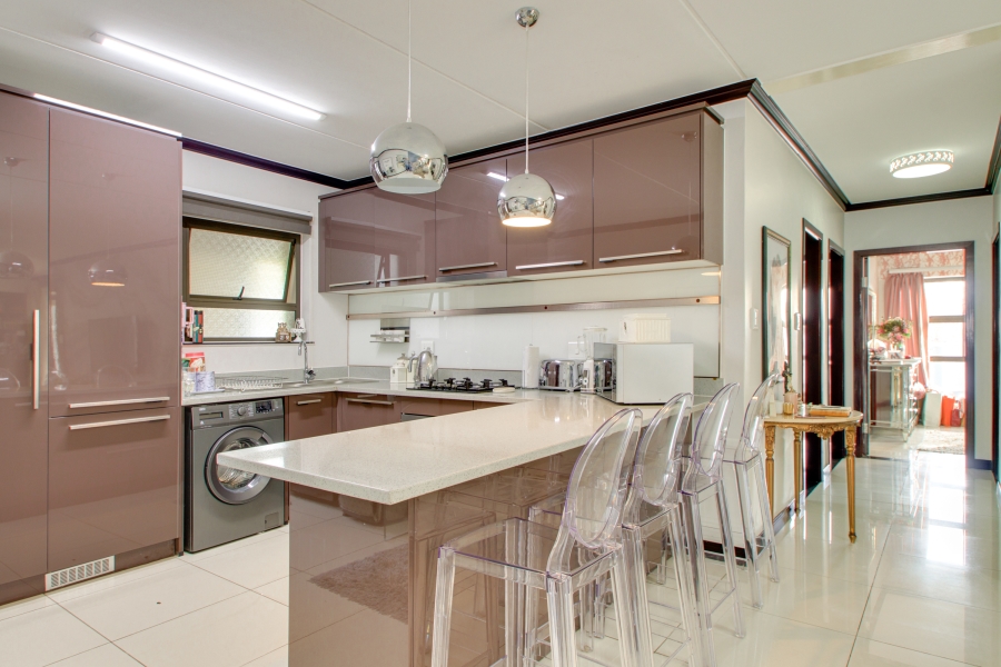 3 Bedroom Property for Sale in Broadacres Gauteng