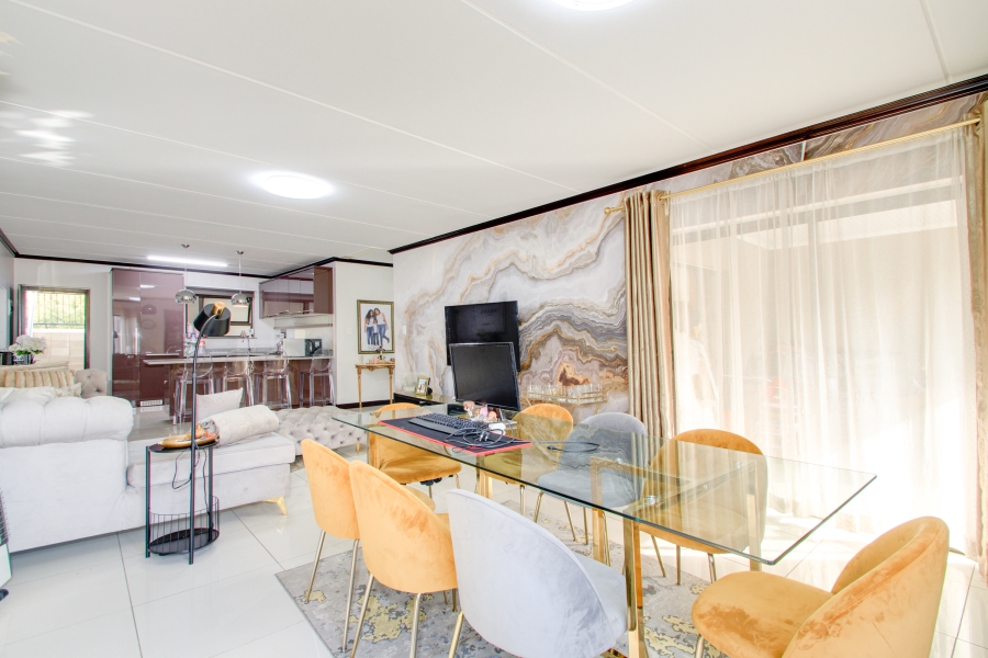 3 Bedroom Property for Sale in Broadacres Gauteng