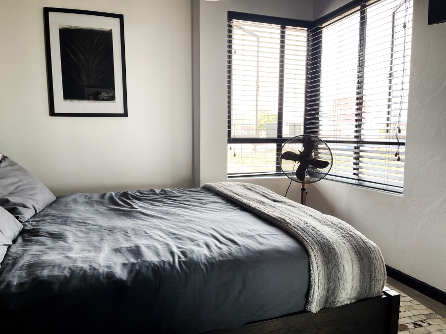 1 Bedroom Property for Sale in Rivonia Gauteng