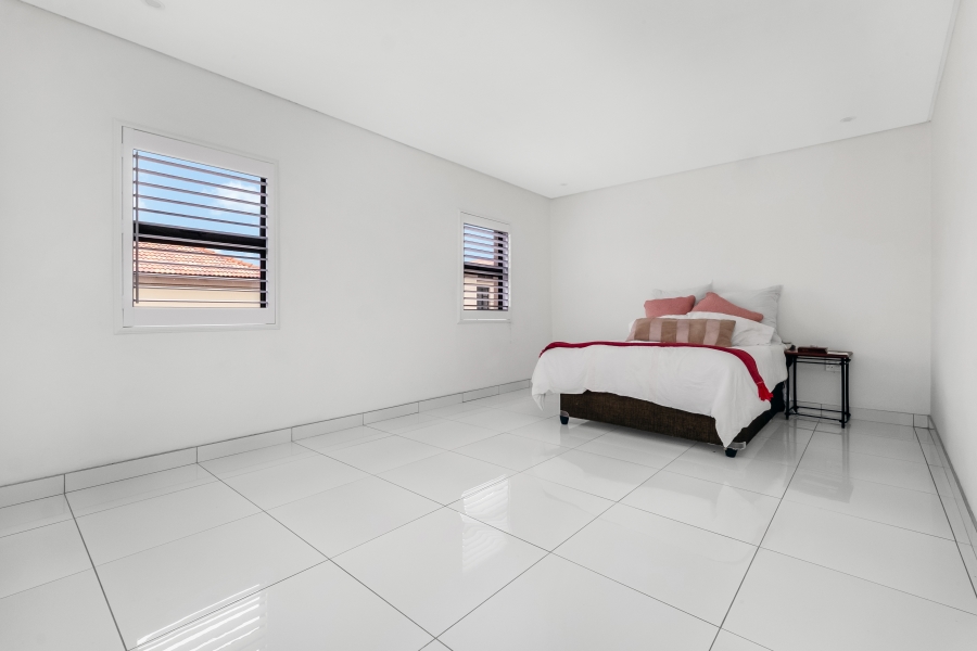 To Let 3 Bedroom Property for Rent in Broadacres Gauteng