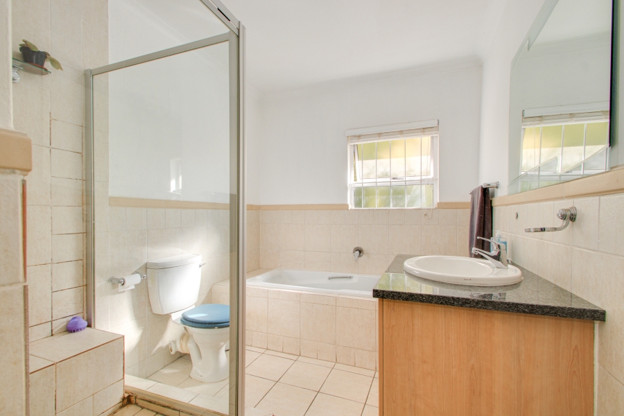 4 Bedroom Property for Sale in Craigavon Gauteng