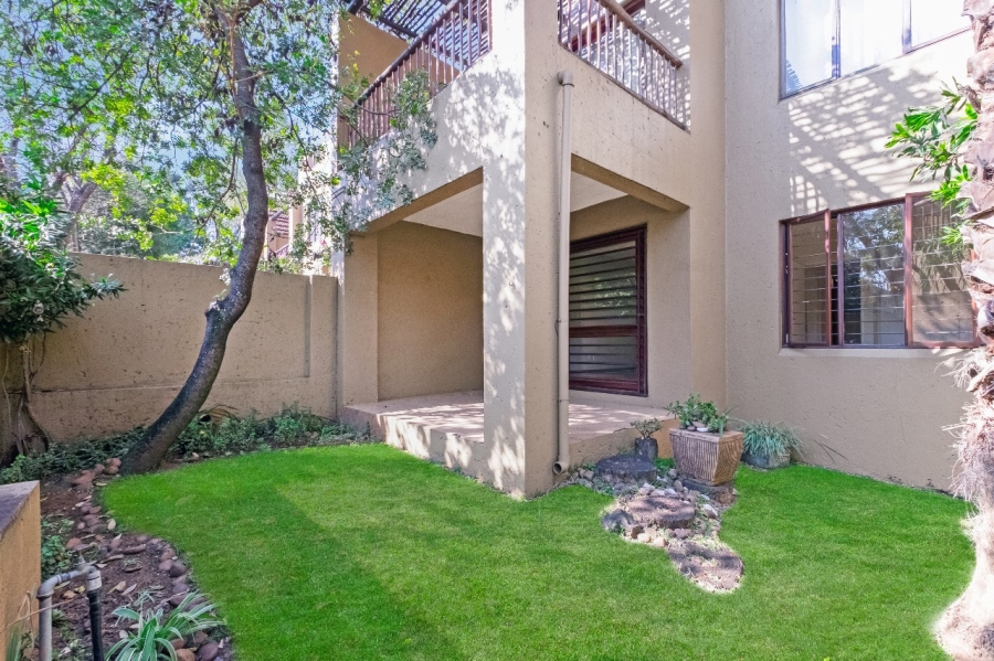 To Let 1 Bedroom Property for Rent in Douglasdale Gauteng