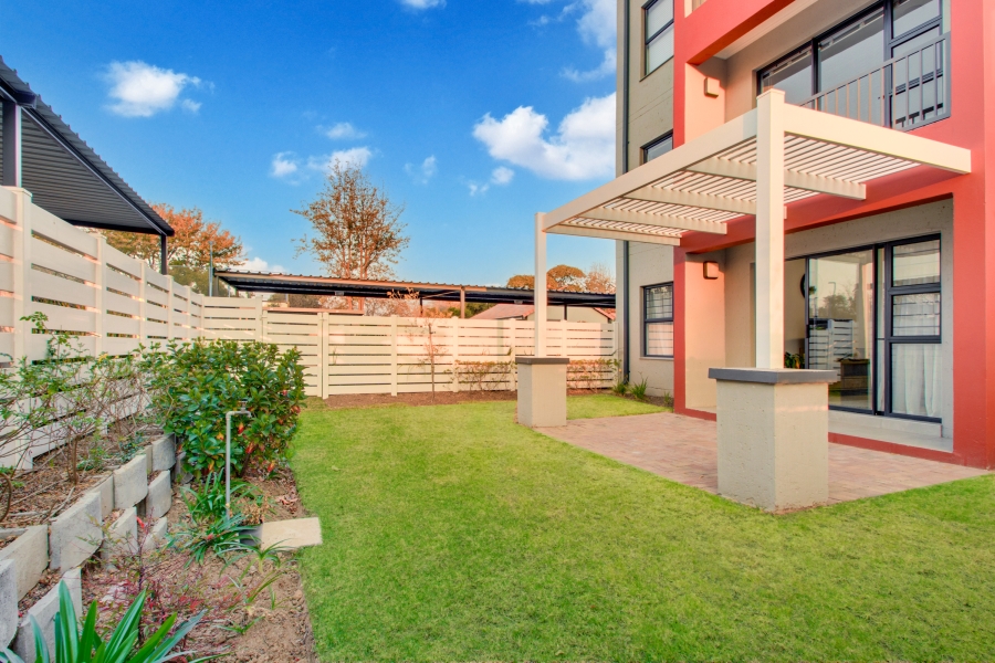 To Let 3 Bedroom Property for Rent in Broadacres Gauteng