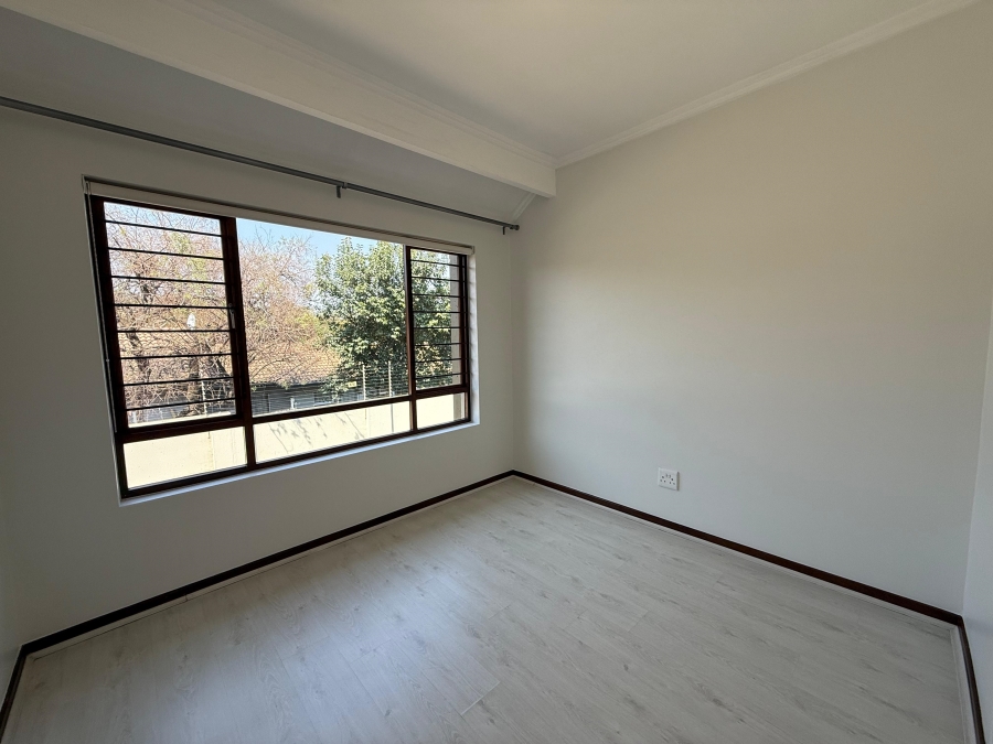 To Let 3 Bedroom Property for Rent in Fourways Gauteng