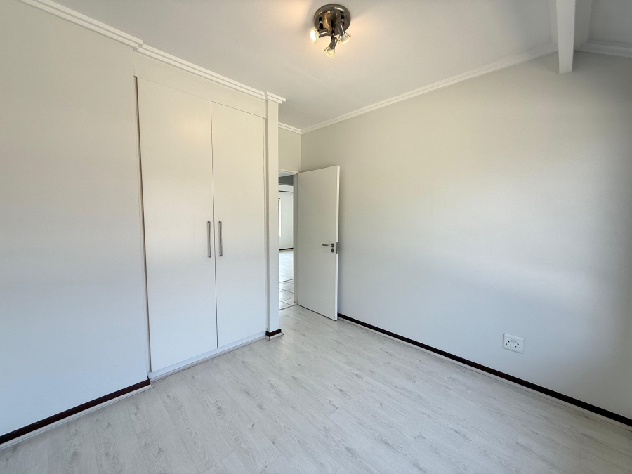 To Let 3 Bedroom Property for Rent in Fourways Gauteng