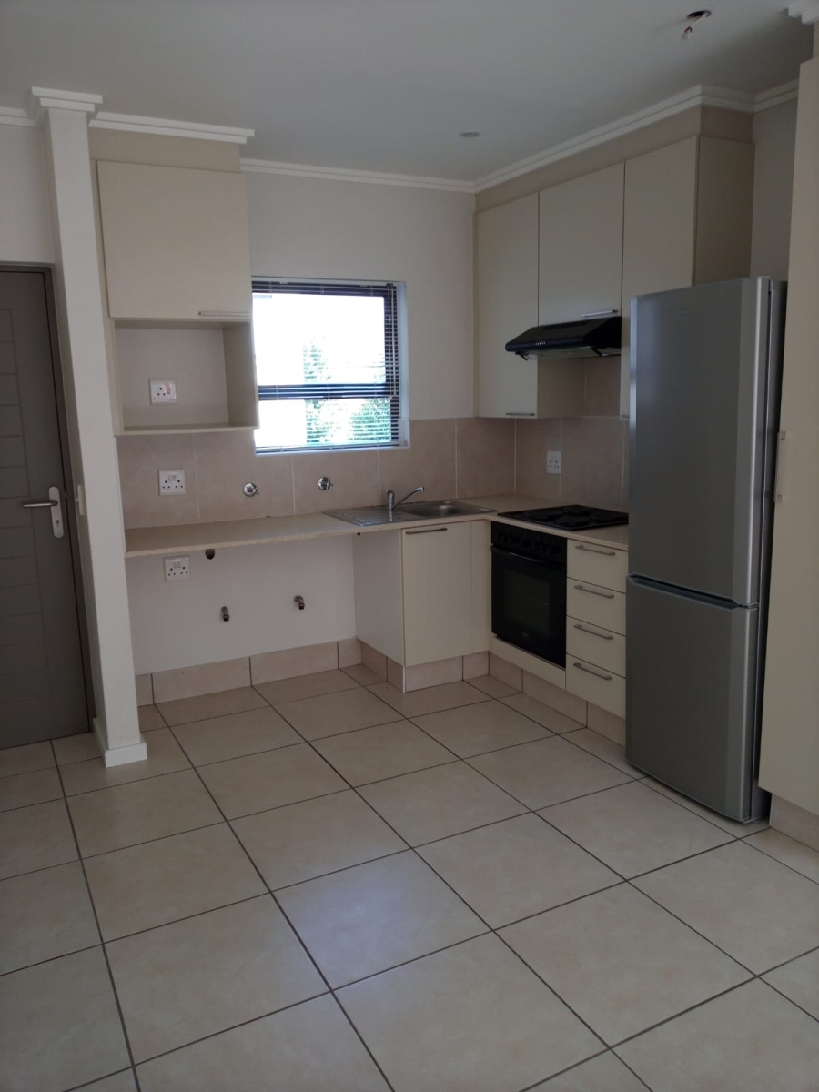 To Let 1 Bedroom Property for Rent in Fourways Gauteng
