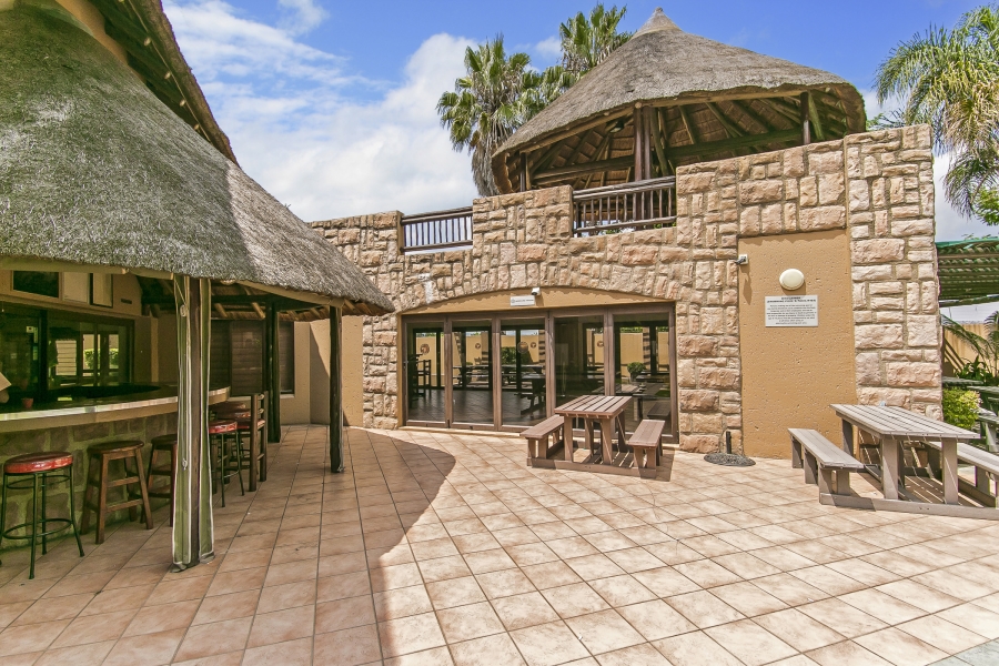 2 Bedroom Property for Sale in Douglasdale Gauteng