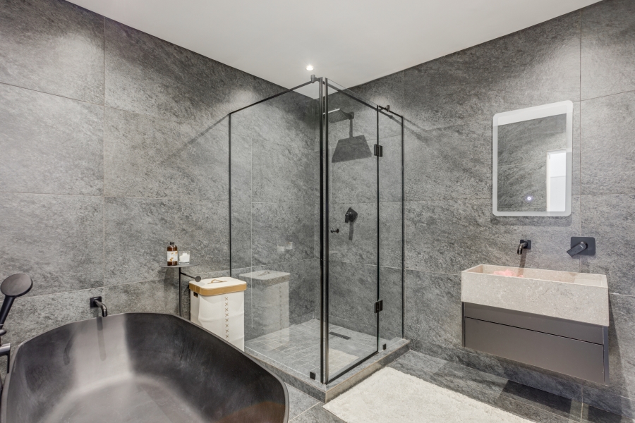 To Let 2 Bedroom Property for Rent in Broadacres Gauteng