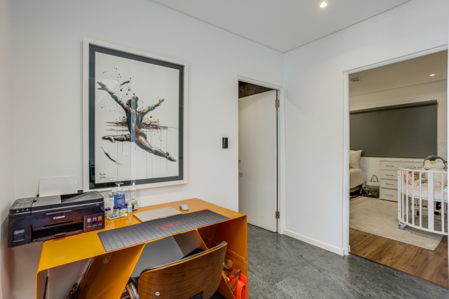 To Let 2 Bedroom Property for Rent in Broadacres Gauteng