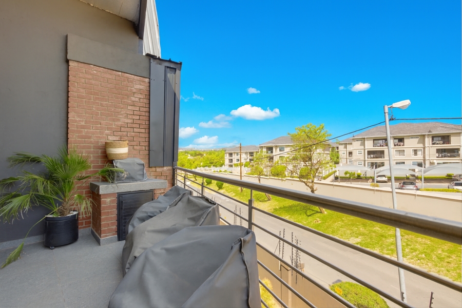 To Let 2 Bedroom Property for Rent in Broadacres Gauteng