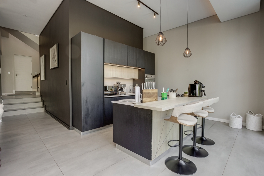 3 Bedroom Property for Sale in Bryanston Gauteng