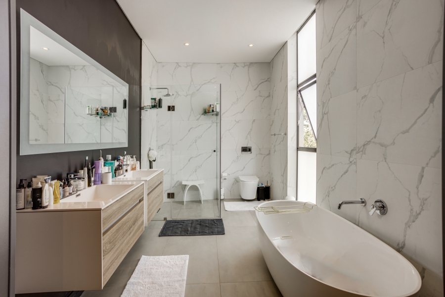 3 Bedroom Property for Sale in Bryanston Gauteng