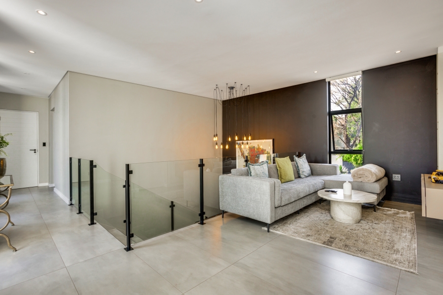 3 Bedroom Property for Sale in Bryanston Gauteng