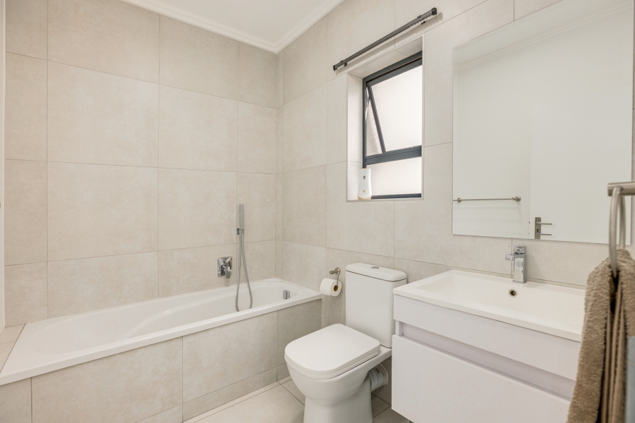 To Let 3 Bedroom Property for Rent in Fourways Gauteng