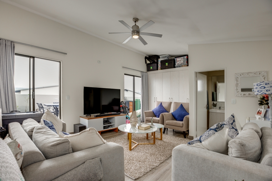 3 Bedroom Property for Sale in Barbeque Downs Gauteng