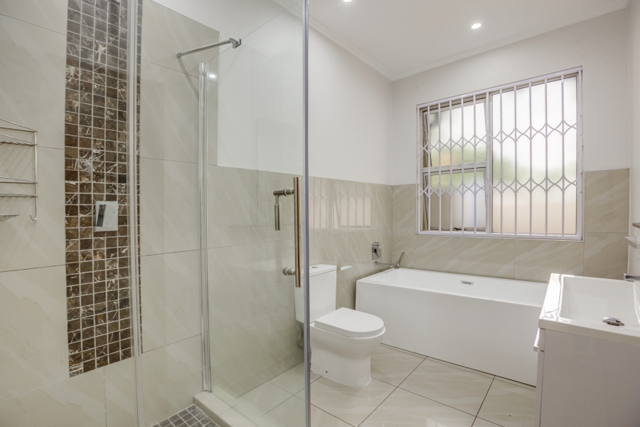 To Let 3 Bedroom Property for Rent in Bryanston Gauteng