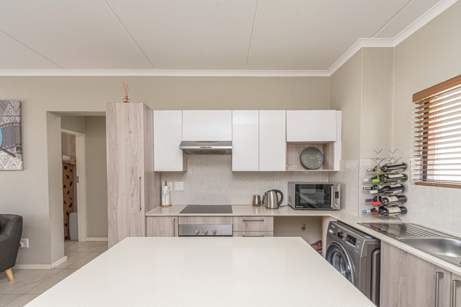 2 Bedroom Property for Sale in North Riding Gauteng