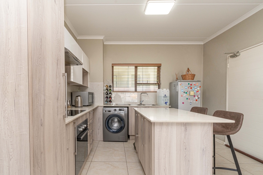 2 Bedroom Property for Sale in North Riding Gauteng