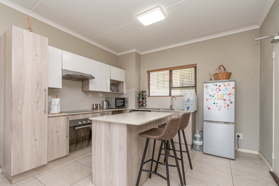 2 Bedroom Property for Sale in North Riding Gauteng