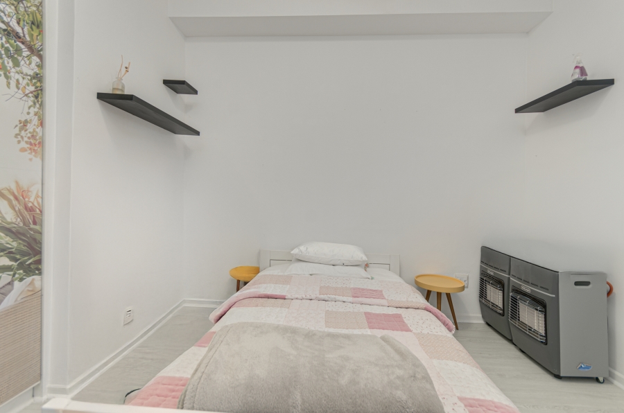 2 Bedroom Property for Sale in Bryanston Gauteng