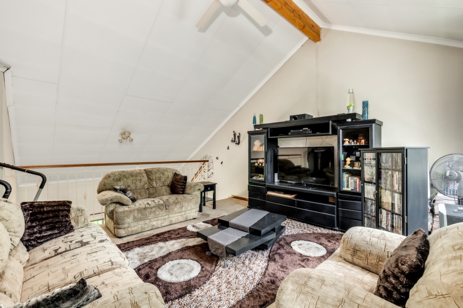 2 Bedroom Property for Sale in Broadacres Gauteng