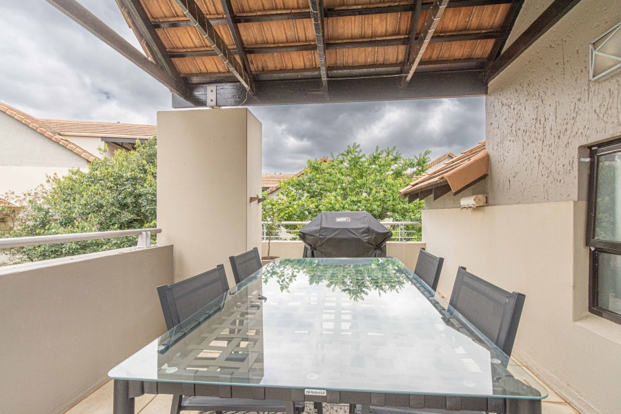 1 Bedroom Property for Sale in Lonehill Gauteng