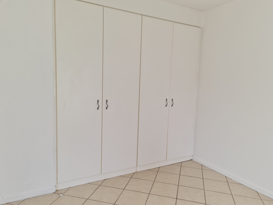 2 Bedroom Property for Sale in Honeypark Gauteng