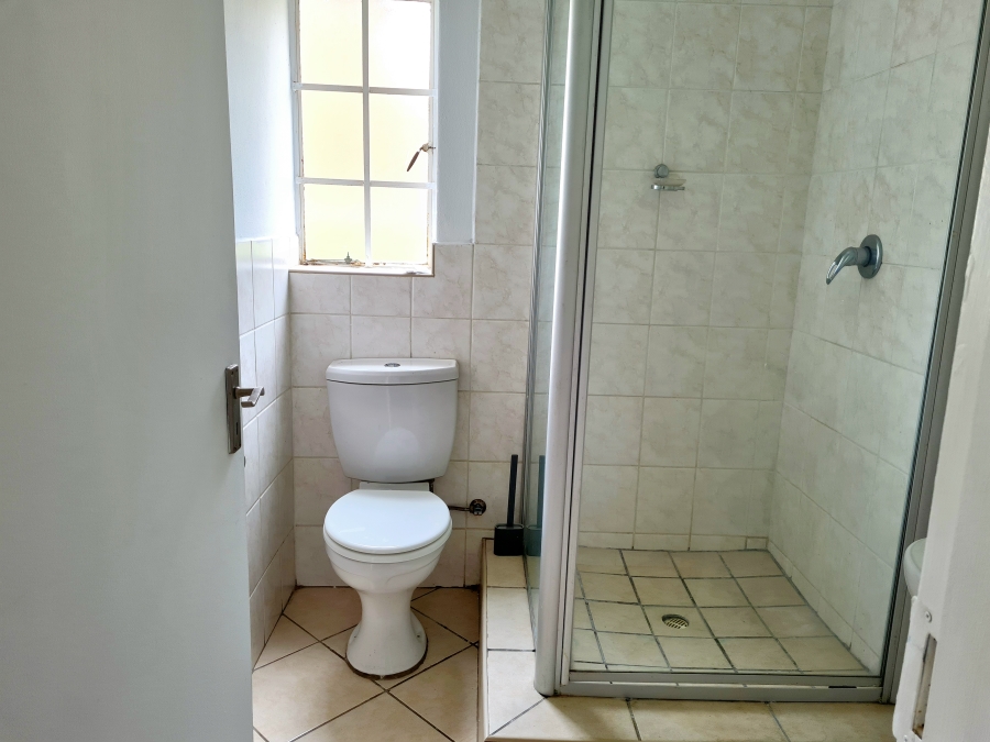 2 Bedroom Property for Sale in Honeypark Gauteng