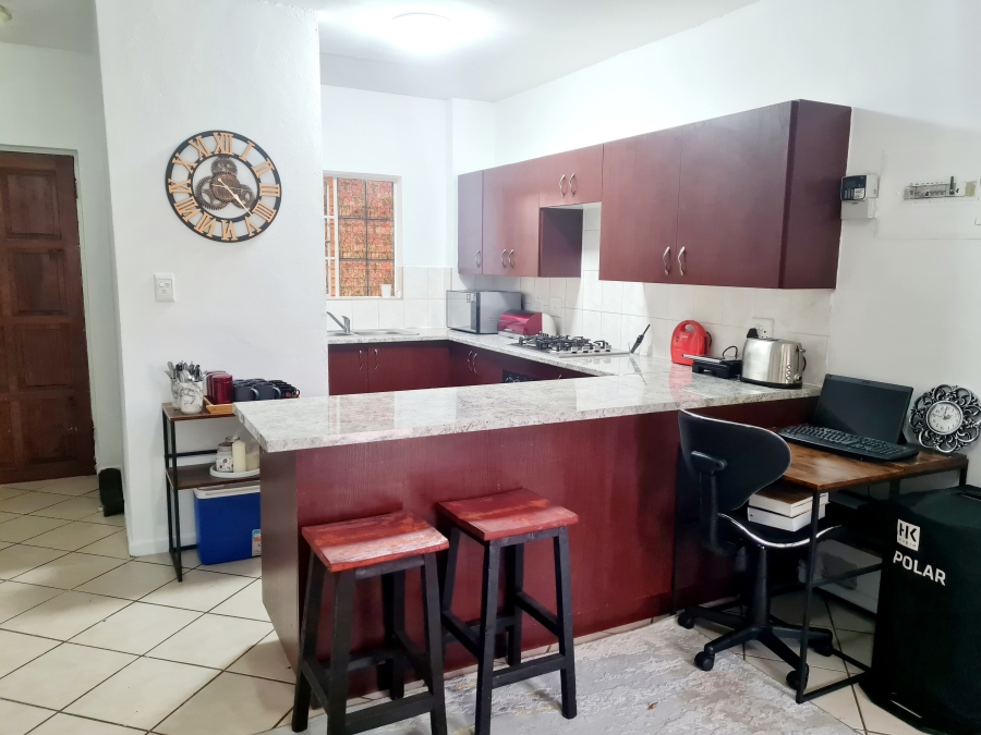 2 Bedroom Property for Sale in Honeypark Gauteng