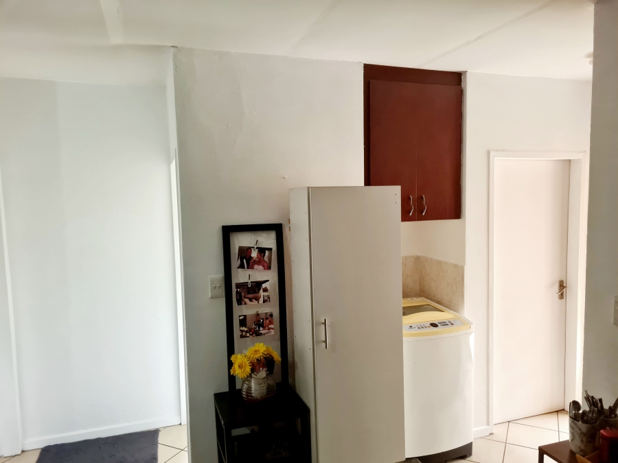 2 Bedroom Property for Sale in Honeypark Gauteng