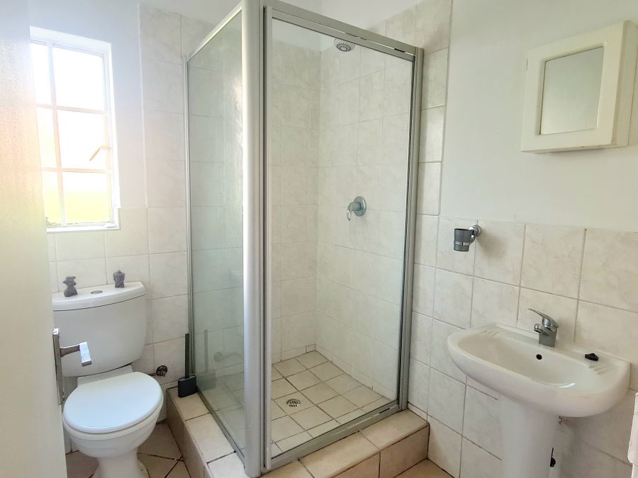 2 Bedroom Property for Sale in Honeypark Gauteng