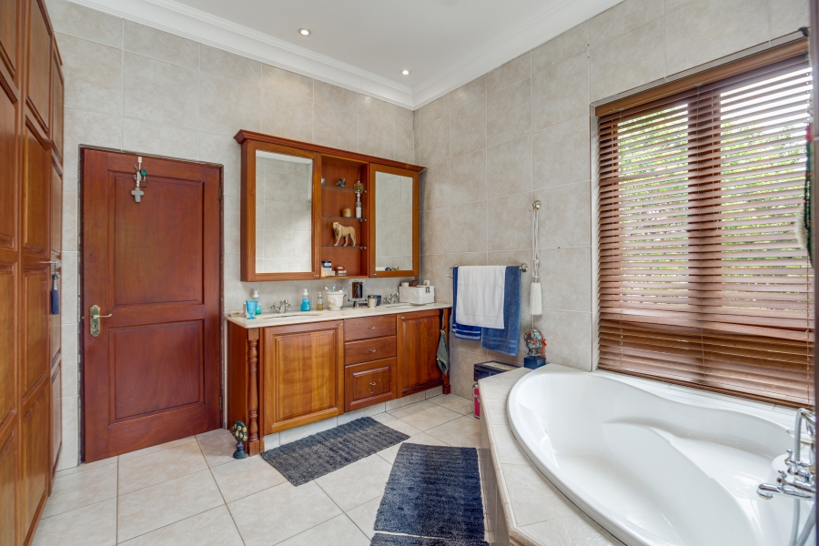 To Let 3 Bedroom Property for Rent in Douglasdale Gauteng