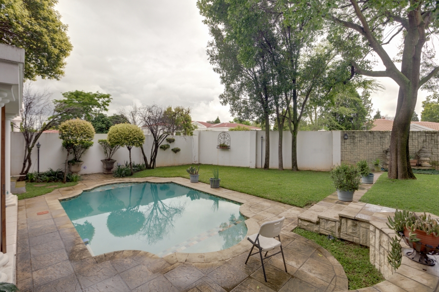 To Let 3 Bedroom Property for Rent in Douglasdale Gauteng