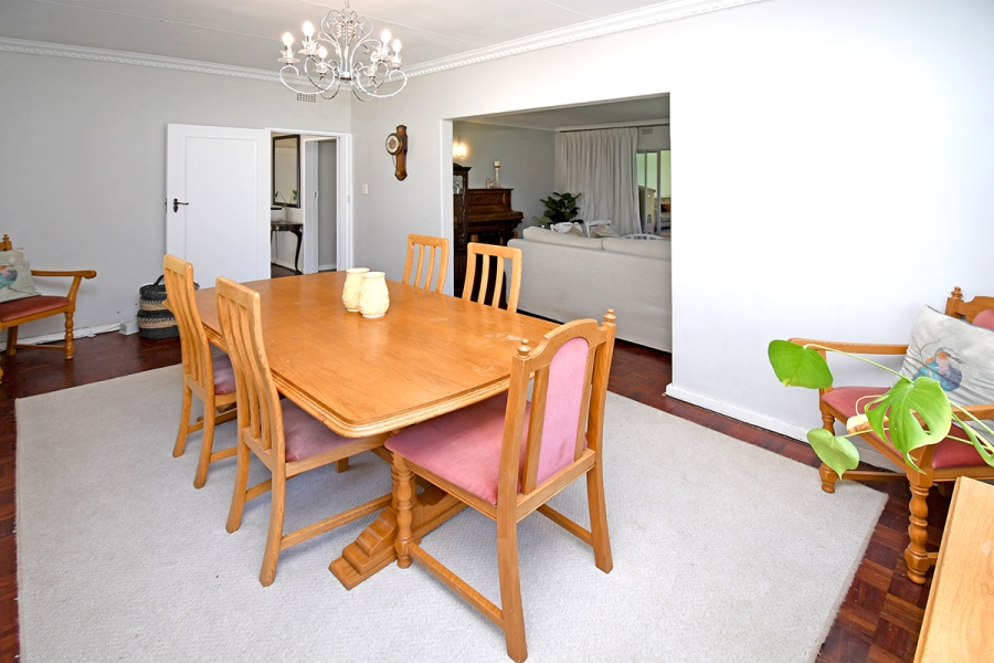 4 Bedroom Property for Sale in Beverley Gardens Gauteng