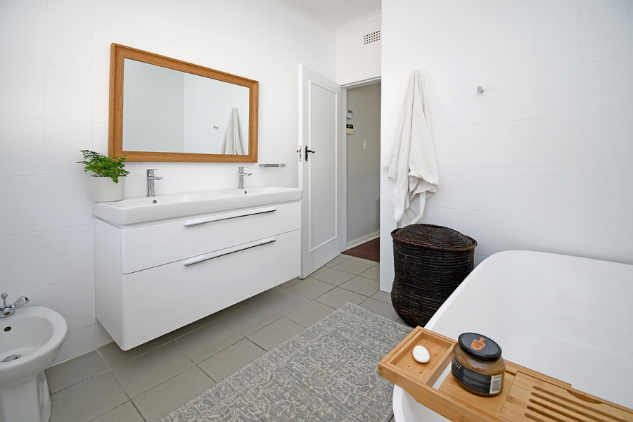 4 Bedroom Property for Sale in Beverley Gardens Gauteng