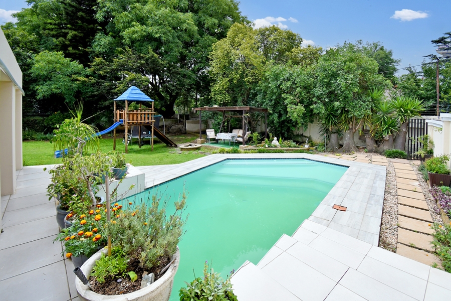 3 Bedroom Property for Sale in Bryanston Gauteng