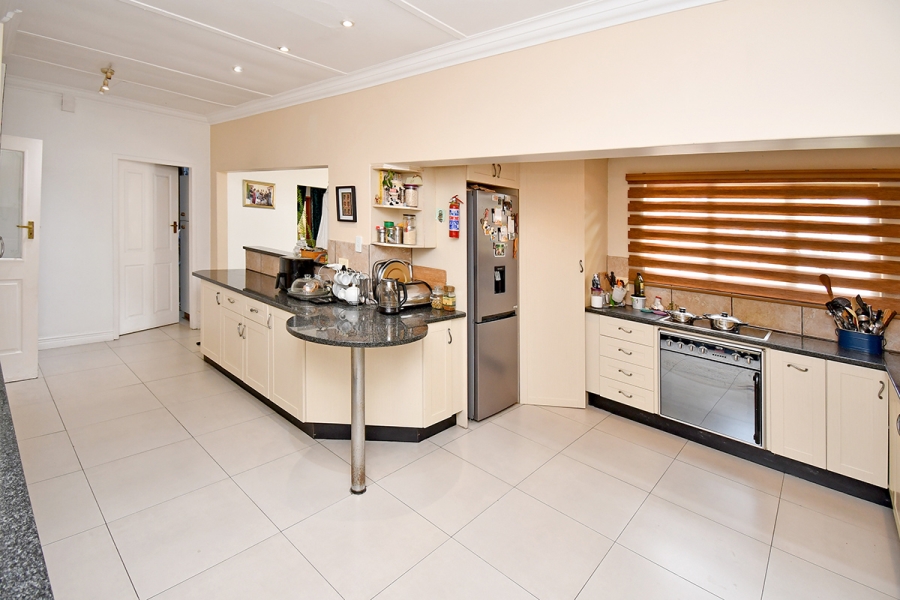 3 Bedroom Property for Sale in Bryanston Gauteng