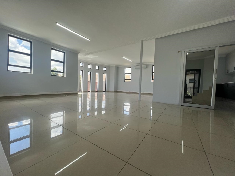 Commercial Property for Sale in Tijger Valley Gauteng