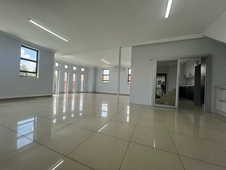Commercial Property for Sale in Tijger Valley Gauteng