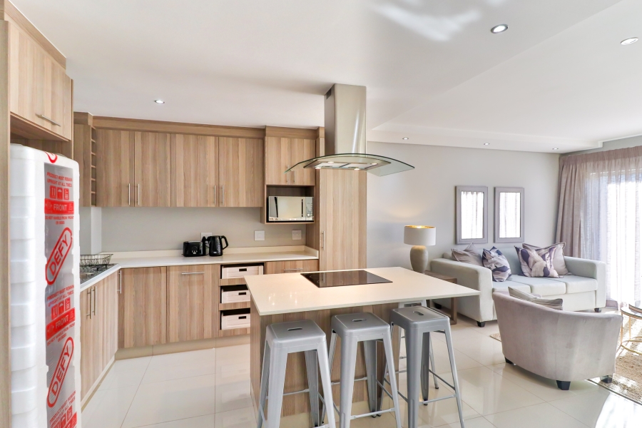 To Let 2 Bedroom Property for Rent in Broadacres Gauteng