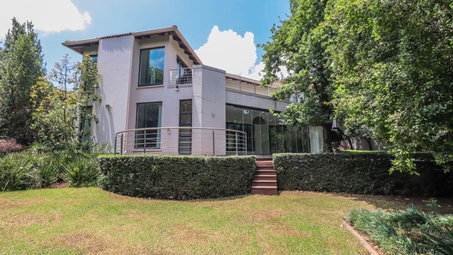 5 Bedroom Property for Sale in Hurlingham Gauteng