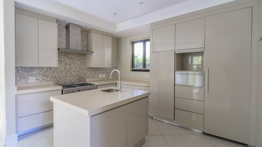 5 Bedroom Property for Sale in Hurlingham Gauteng