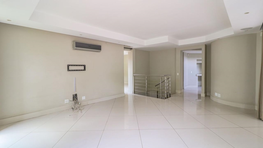 5 Bedroom Property for Sale in Hurlingham Gauteng