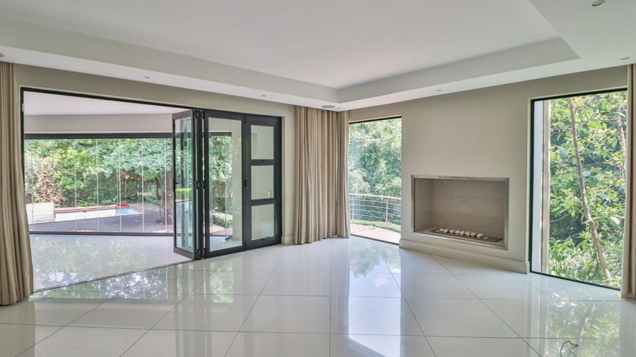 5 Bedroom Property for Sale in Hurlingham Gauteng