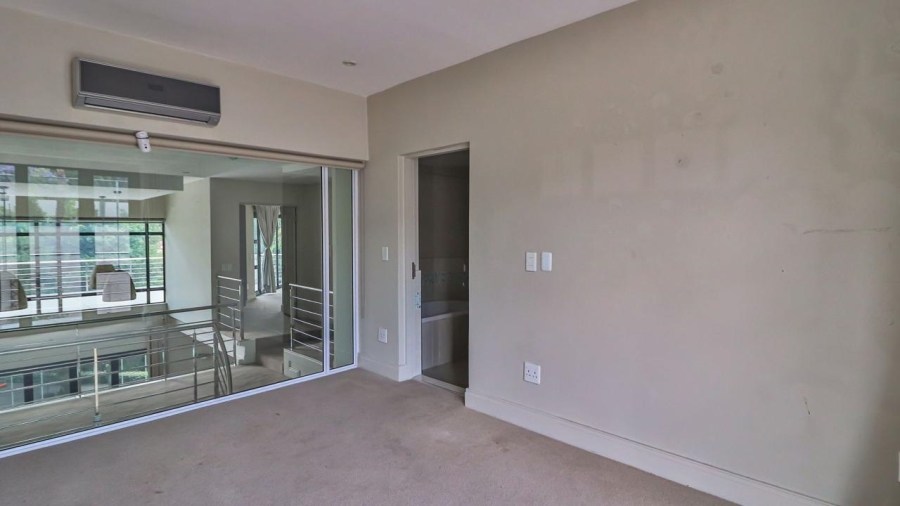 5 Bedroom Property for Sale in Hurlingham Gauteng